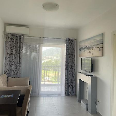 Kristina Apartments ติวัต ภายนอก รูปภาพ