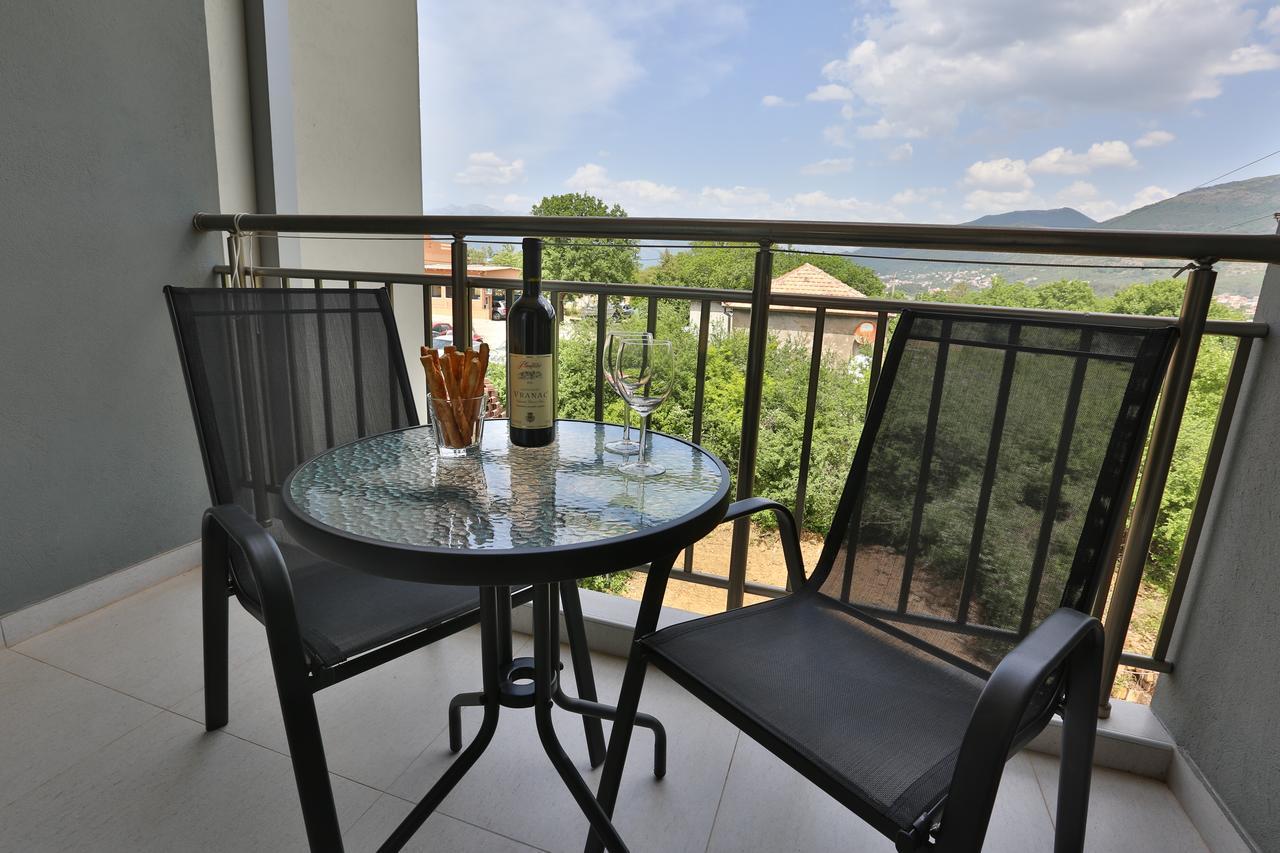 Kristina Apartments ติวัต ภายนอก รูปภาพ
