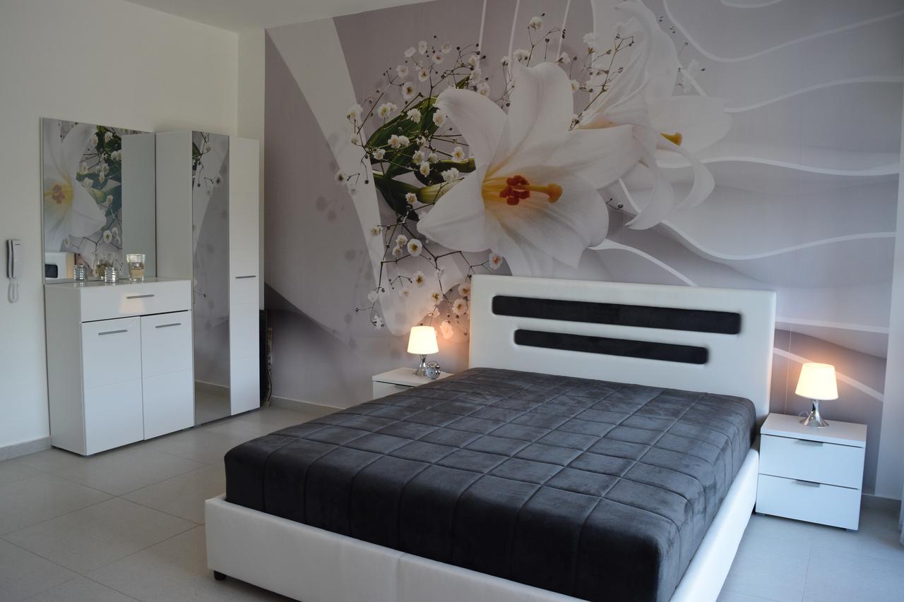 Kristina Apartments ติวัต ห้อง รูปภาพ