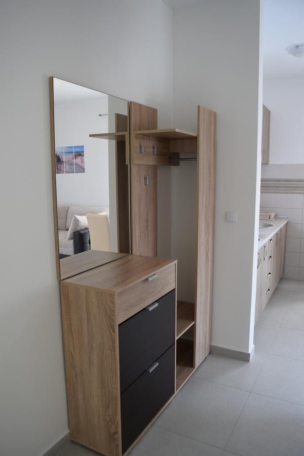 Kristina Apartments ติวัต ภายนอก รูปภาพ